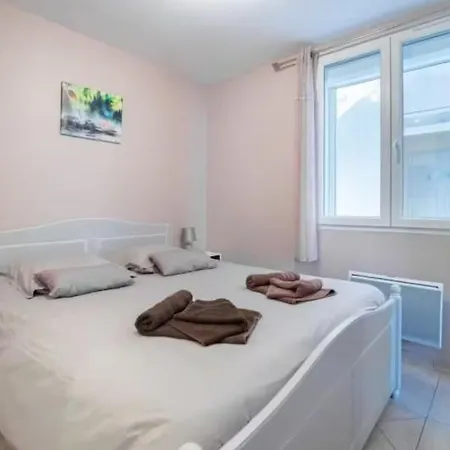 Amethyste Les Bains * Vals-les-Bains